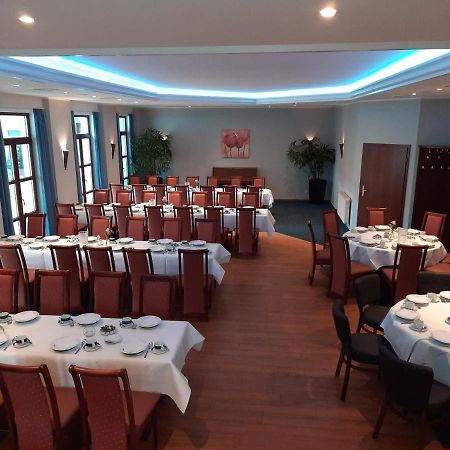 Hotel Schloemer Cloppenburg Ngoại thất bức ảnh