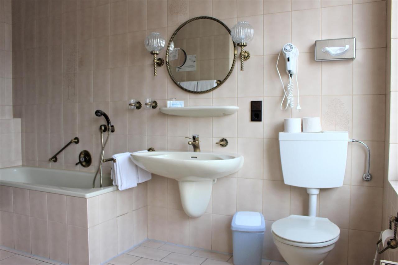 Hotel Schloemer Cloppenburg Ngoại thất bức ảnh