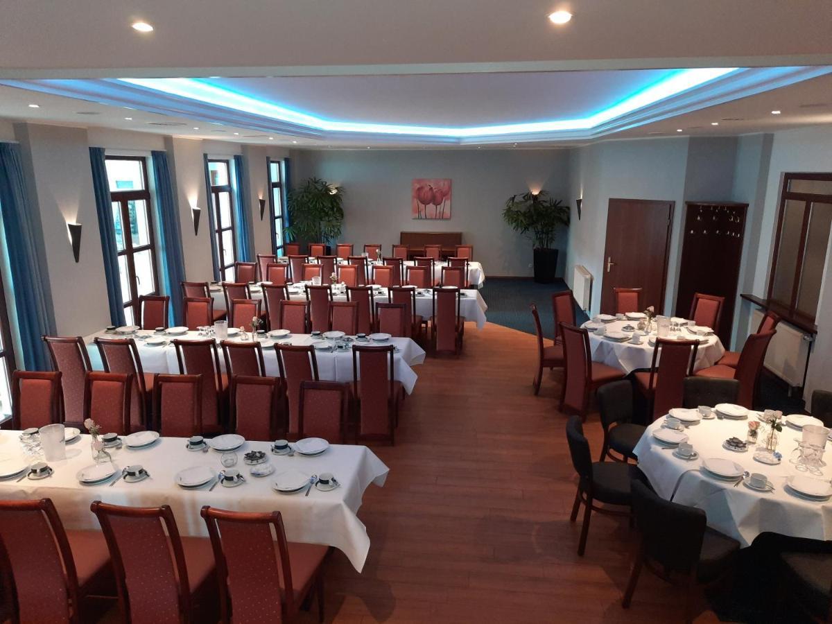 Hotel Schloemer Cloppenburg Ngoại thất bức ảnh